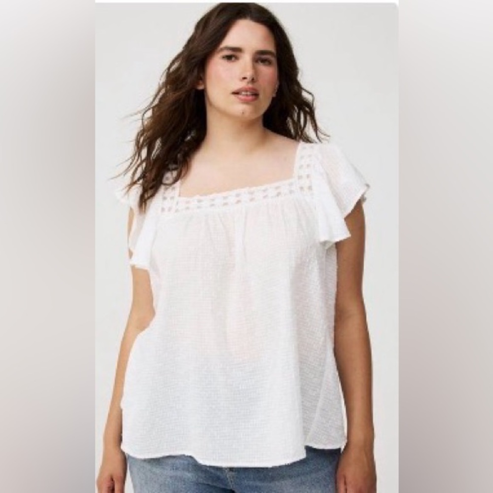 NWT - White Lace Inset Flutter Sleeve Top (Never Been Worn) - Picture 4 of 5